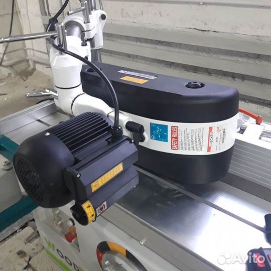 Автоподатчик для станка