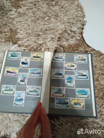 2 альбома с марками