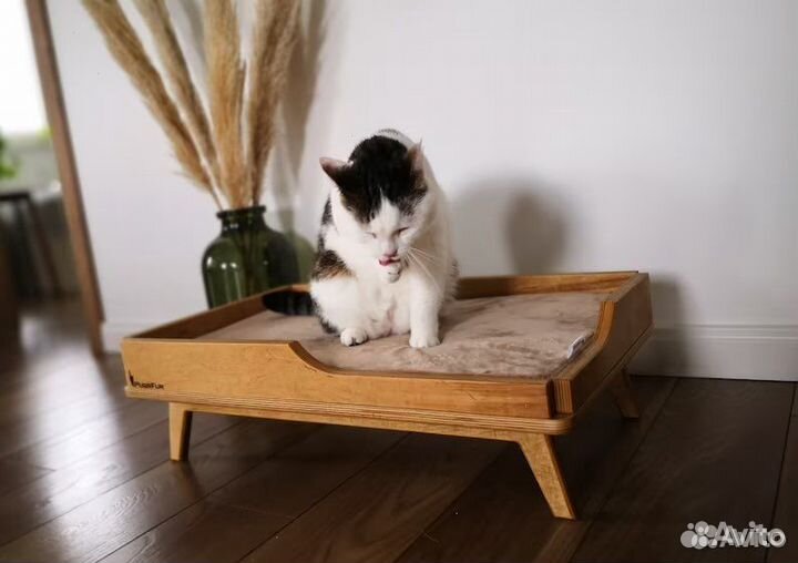 Лежанка для кошек / домик