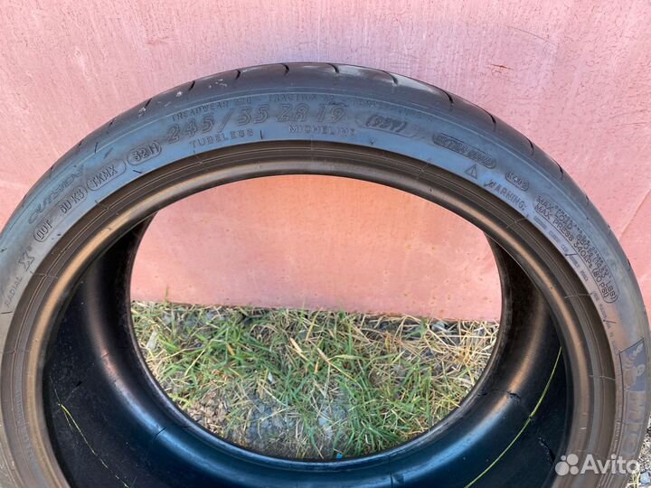 Michelin Pilot Sport 2 245/35 R19 93Y