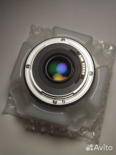 Объектив Canon EF 50mm f 1 8 STM