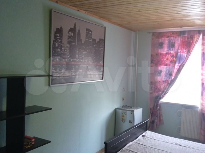 Комната 18 м² в 4-к., 1/8 эт.