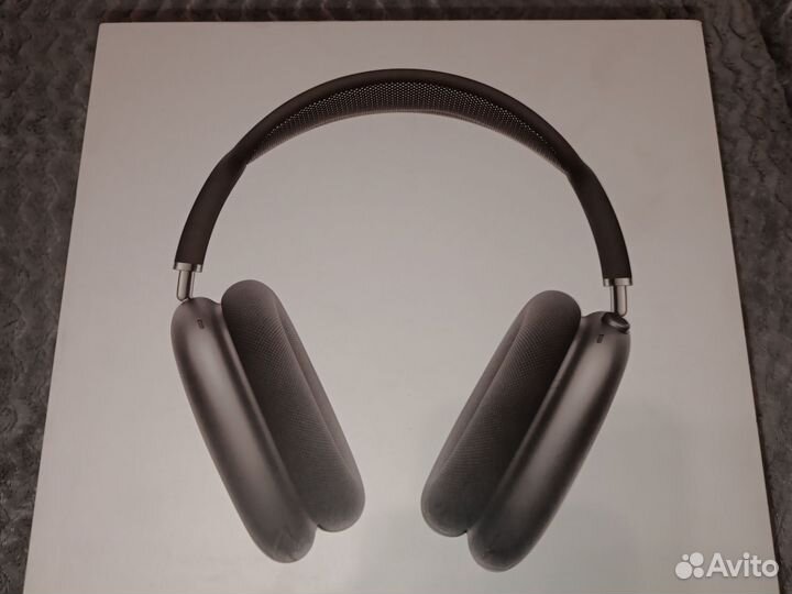 Наушники AirPods max