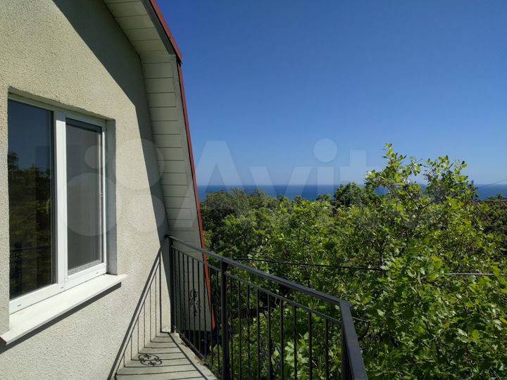 Дом 35 м² на участке 5 сот.