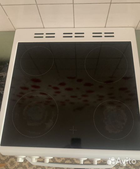 Плита электрическая Beko CSE 67100 GW