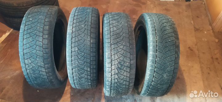 Bridgestone Blizzak Ice 225/65 R17
