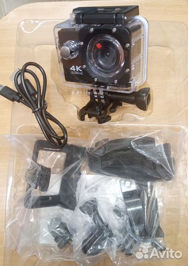 Цифровая видеокамера