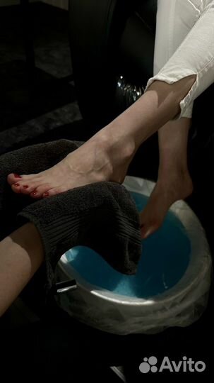 Модель маникюр с покрытием гель-лаком