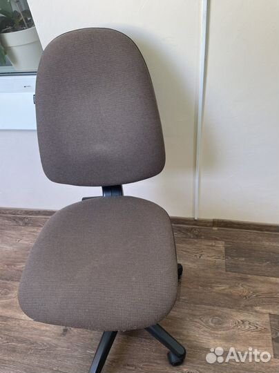 Компьютерное кресло