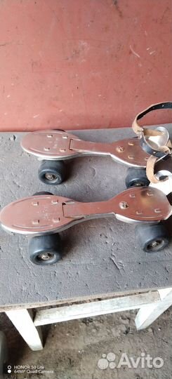 Роликовые коньки советские