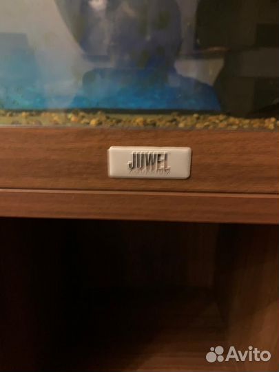 Аквариум с подставкой juwel