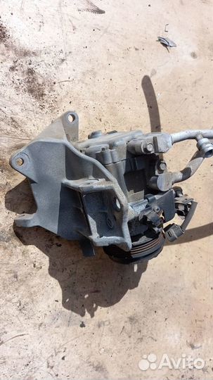 Компрессор кондиционера Subaru Legacy EJ20