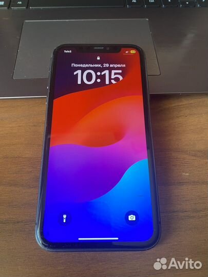 iPhone 11, 64 ГБ