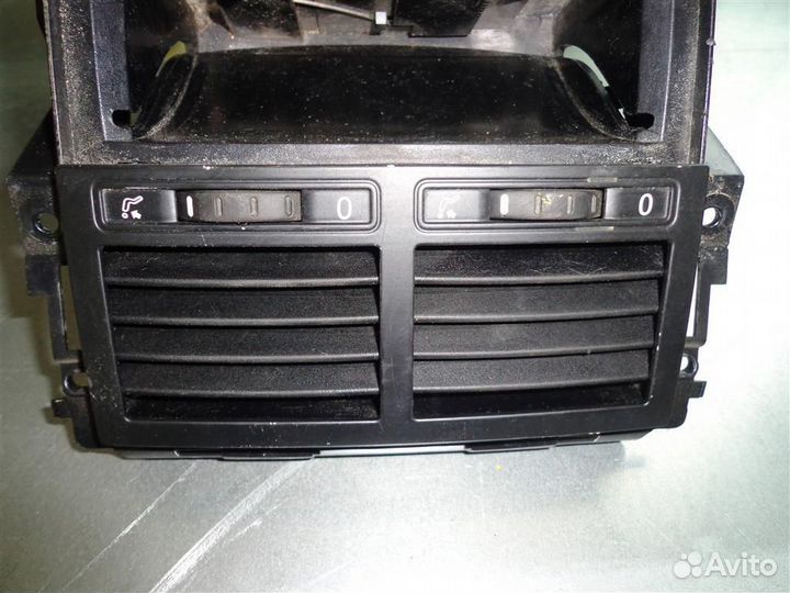 Дефлектор воздушный VW Touareg