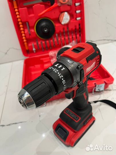 Шуруповерт Milwaukee 36V с двумя АКБ бесщеточный