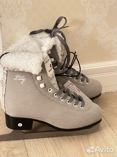 Коньки фигурные