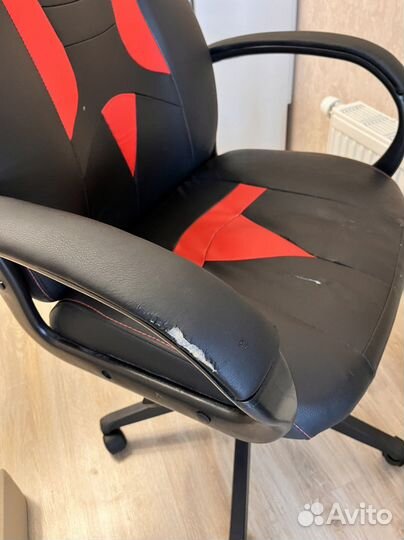 Компьютерное кресло Viking кожа. - не новое
