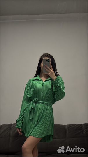 Платье рубашка зеленое новое