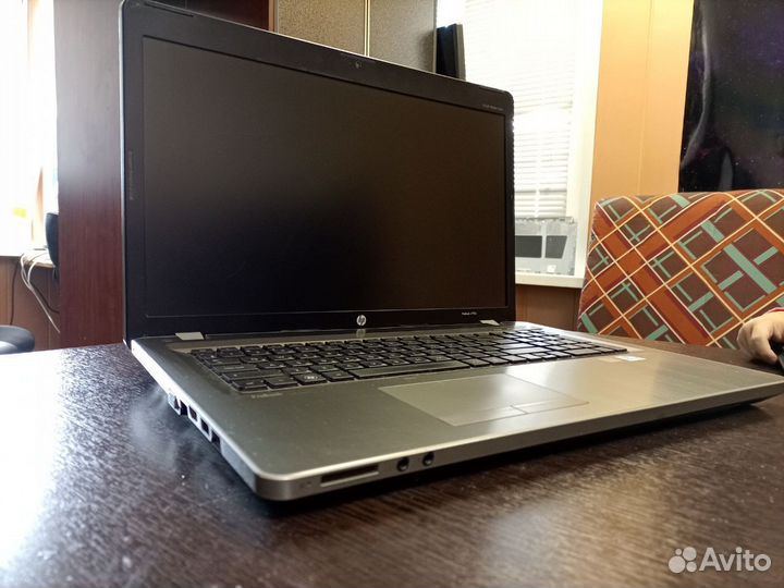 Ноутбук Intel core i5 17 экран + SSD