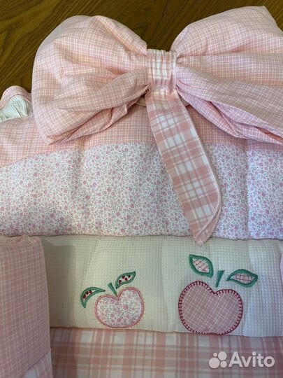 Комплект постельного белья в кроватку