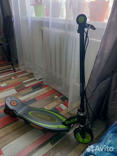 Электросамокат Razor power core E90 для детей от 8