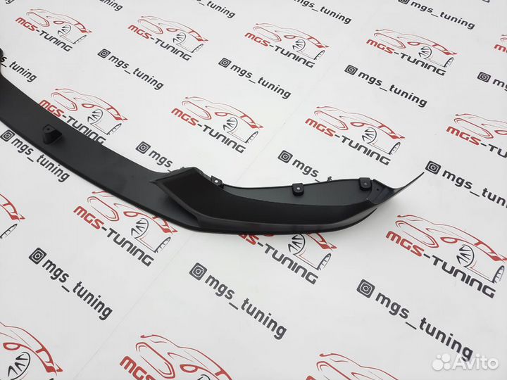 Губа на BMW 1Series F20 M-Performance Черный мат