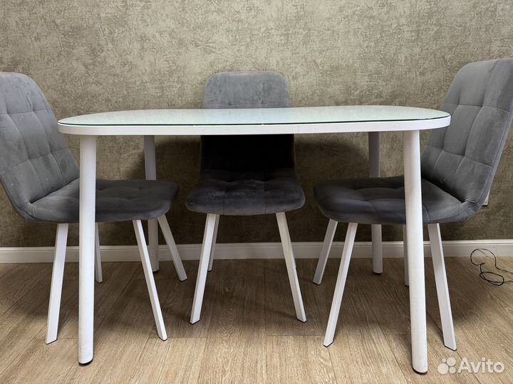 Кухонный стол бу