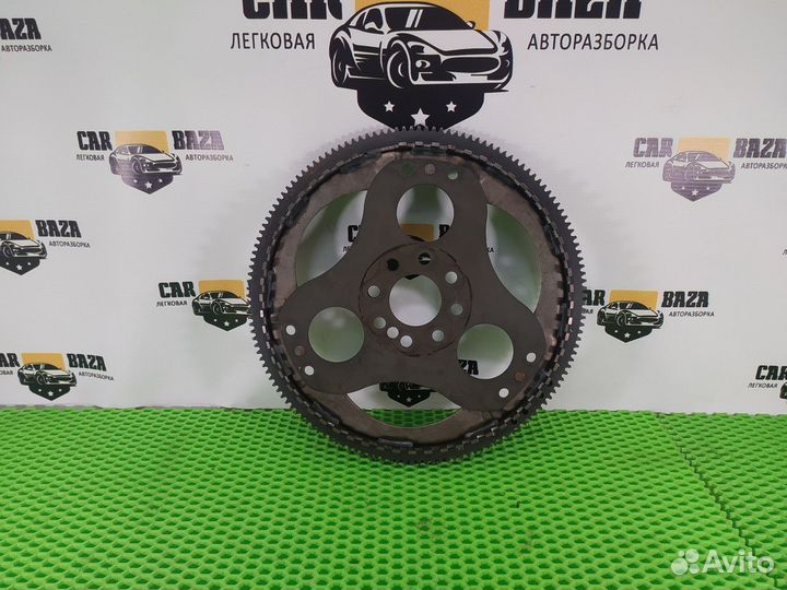 Маховик двигателя