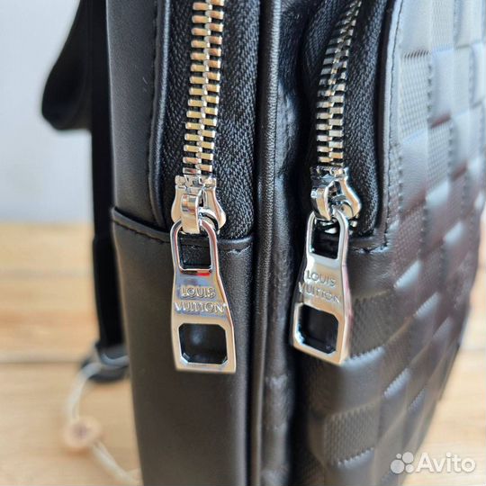 Сумка слинг Louis Vuitton