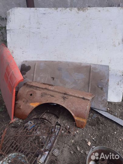 Капот Луаз,Зап