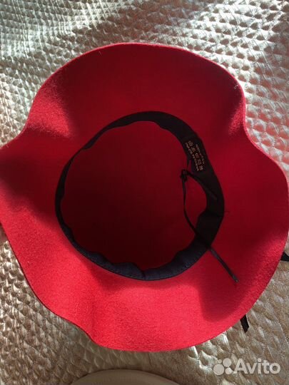 Шляпа шляпка женская красного цвета
