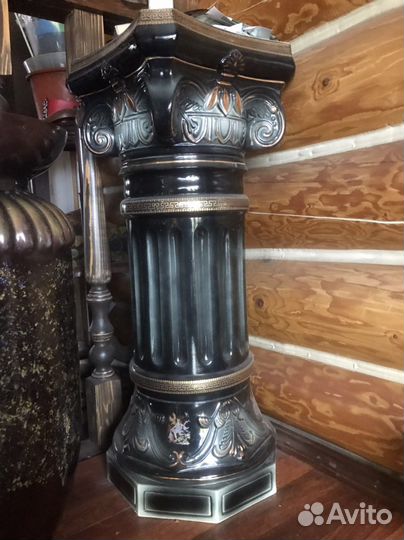 Пьедестал под цветы