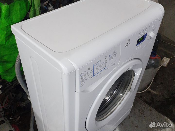 Стиральная машина indesit