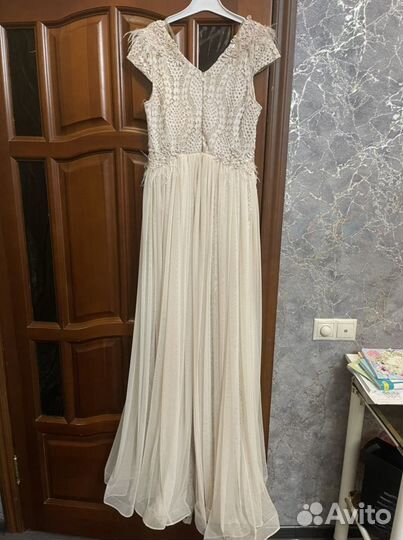 Вечернее платье