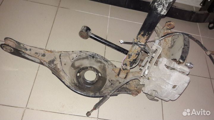 Задняя правая подвеска в сборе mazda 3 BM