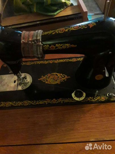 Швейная машина Подольск ножная