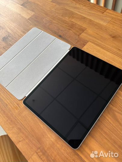 iPad pro m1 12.9 256