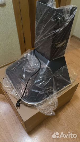 Продам кухонную вытяжку Haier HVX-W671atqbb 60 см