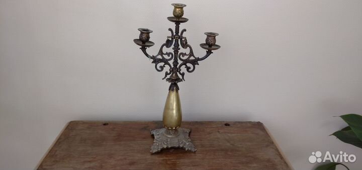 Подсвечник старинный бронзовый