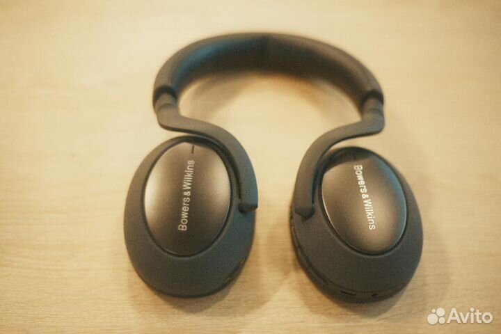 Беспроводные наушники Bowers&Wilkins PX7 идеал