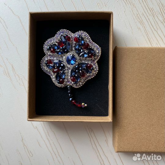 Брошь ручной работы