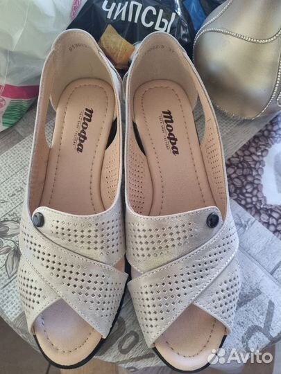 Женские туфли