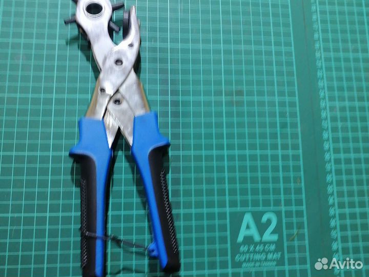 Револьверный пробойник,дырокол,фигурный