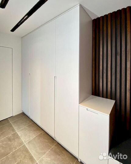 Гардеробная на заказ в прихожую