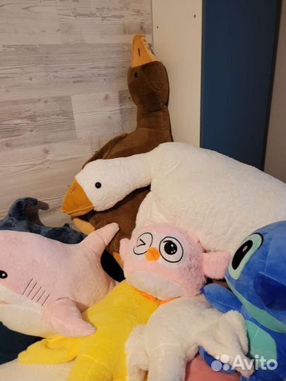 Гусь, Стич, фламинго, совушка, акулы