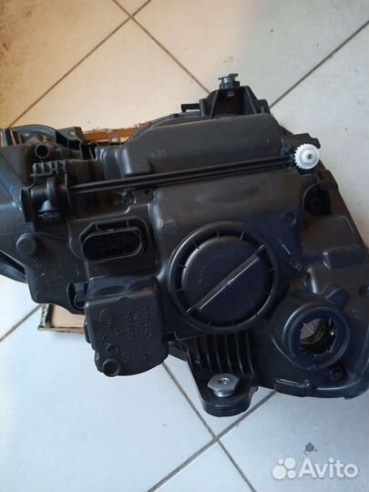 Фара левая галогеновые на Мерседес w212