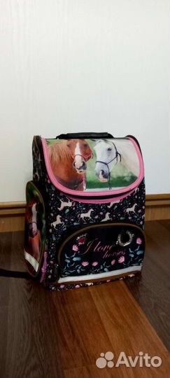 Школьный рюкзак