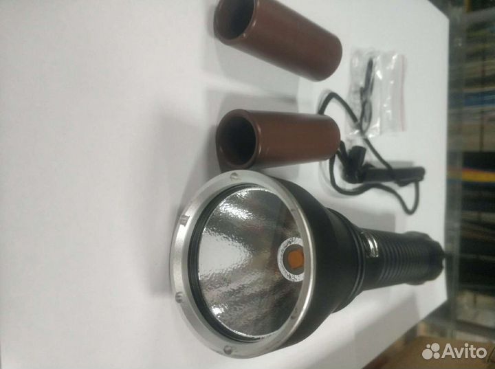 Фонарик подводный для подводной охоты, дайвинга