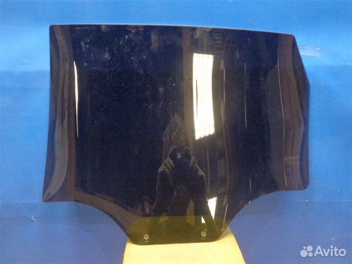 Стекло двери заднее правое Chevrolet Captiva C100