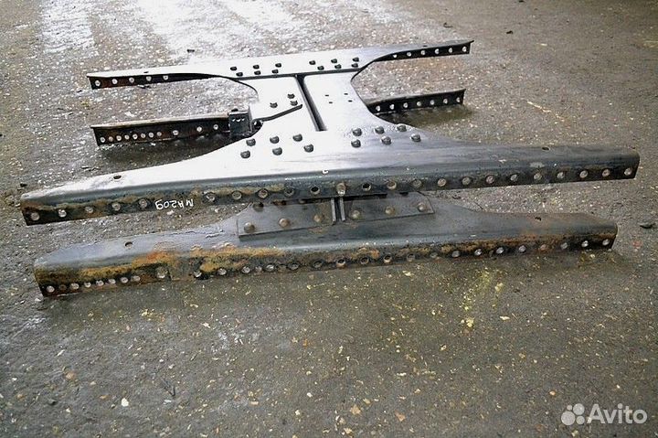 Траверса рамы MAN TGX 18.680 (01.07)